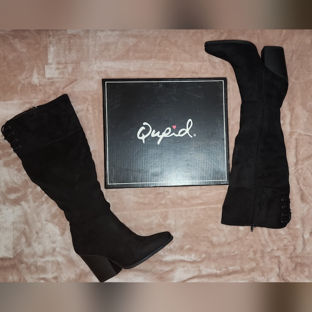 Womens mid high boot